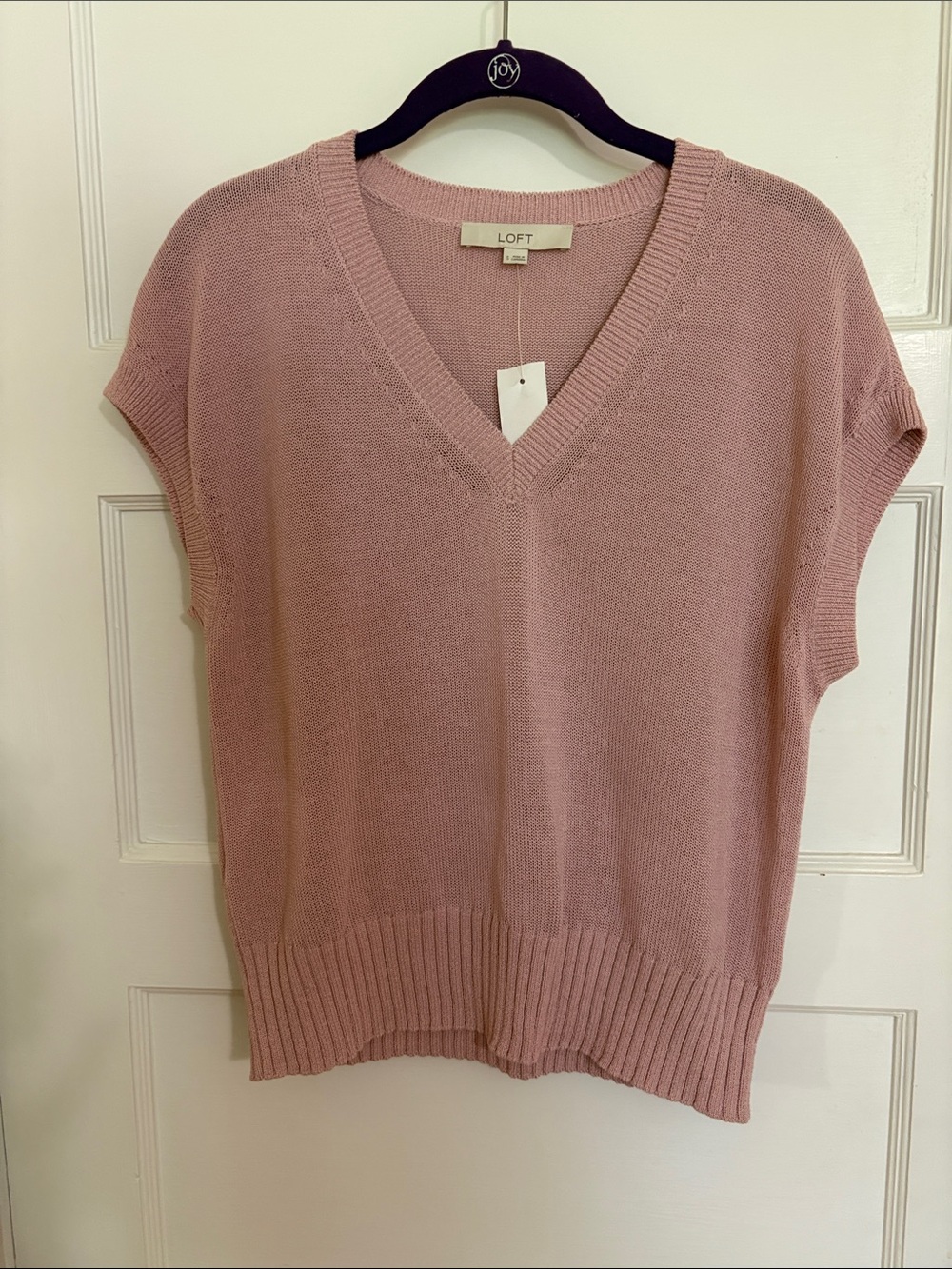 New with Tag LOFT Blush Pink V-Neck Knit Sweater Vest. Size S. Cotton & Nylon
